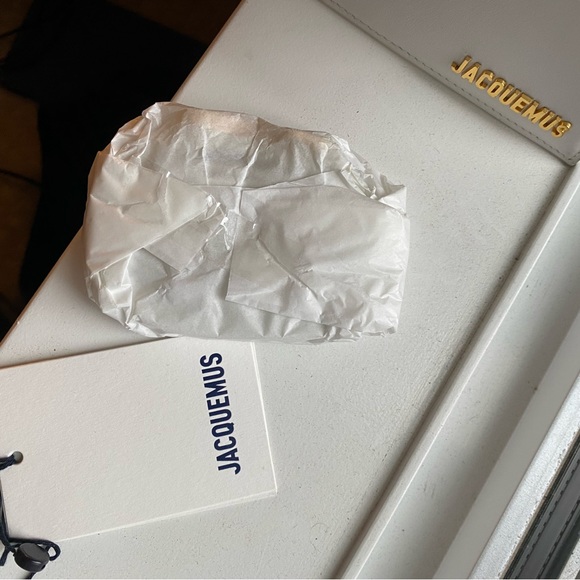 Jacquemus Le Chiquito Moyen - Picture 6 of 8